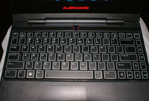 Игровое железо - Маленькая мечта геймера... Марсианский друг Alienware m11 x